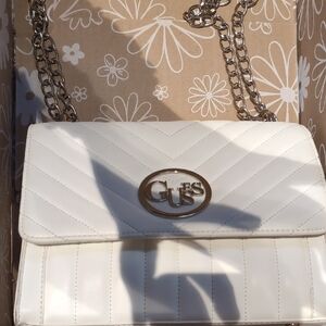 GUESS Ivory Quilted Chain Shoulder Bag